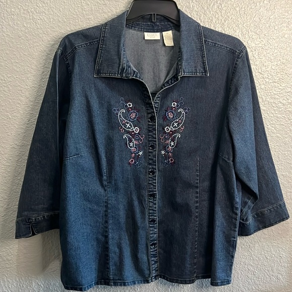 Erika Woman denim embroidered top vintage size 2X - Picture 1 of 5
